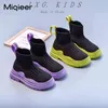 秋の女の子のブーツ子供冬の子供たちの滑り止めの靴下の靴柔らかい唯一の非スリップアンクルブーツチャウサーille 211108