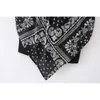 Chic Cool Sexy Black Scarf Cashew Flower Print Camisole Female Spring Summer Girl Top Fashion 210514