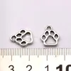 500st -legering Hollow Dog Paw Charm Pendant för smycken som tillverkar armband halsband DIY -tillbehör 11x13mm antik silver