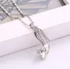 Collana con ciondoli di scarpe di cristallo Catene in argento dorato Strass da donna con scarpe col tacco alto Collane con ciondoli per gioielli da donna