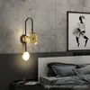 Lampe de chevet moderne à LED dorée, luminaire décoratif d'intérieur, idéal pour un salon, un couloir, un montage en Surface, Style design