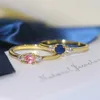 Smala vigselringar för kvinnor delikat cubic zirconia ljus guld färg förslag finger ring present mode smycken r872
