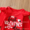 Kinder Kleidung Sets Mädchen Valentinstag Outfits Infant Flying Sleeve Strampler Tops + Buchstabe Strap Kleid + Stirnband 3 Teile / Sets Frühling Herbst Mode Baby Kleidung