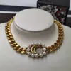 Damen Pearl Brief Dicke Ketten Halskette mit Kiste Exquisite Charm Jewelry Fashion Festival Geschenkkette Europa Amerika Stil Halsketten