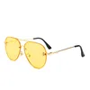 Designer Lunettes de soleil Femmes Men Marque de bonne qualité Métal Metal Lunes de soleil surdimension