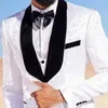 Vit blommönster männen passar smal passform för bröllopsmiddag 3 stycken brudgum Tuxedo svart sjal lapel afrikansk mode jacka vest x0909