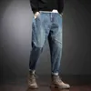 2021 Famous Fashion Designer Loose Jeans Men Straight Dark Blue Color Printed Mens Jeans Ripped Denim Pants G0104