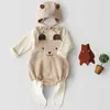 Baby Bodysuits Cute Bear Sleeveless Belt Cotton Hat-jacket + Hat For Infants Young Children Girl Clothes 210702