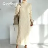 Qooth Sweater Women Loose Plain Color Long Sleeve Crochet Top Maxi Pullovers O neck Jumper Women Jacquard Jumper QT370 210518