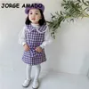 Hurtownie Spring Baby Girl 2-sztaki Zestawy Długie Rękawy Koszule + Purple Plaid Kamizelka Spódnica Z Torba Lady Styl Kid Odzież E9042 210610