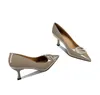 Femmes High Heel Shoe Designer Grey Spool Talons CM Pompes en cuir authentiques Fouille à paillettes Slip de bouche peu profonde