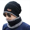 Berets Winter heren hoed slabbetje pak mode Koreaanse buitenvulling pluche dikke warm gebreide tweedelige set emmer