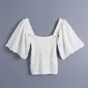 Vuwwyv Branco Elegante Ruffle Knit Crop Top Mulheres Suéteres Primavera Chic High Street Ladies Manga Curta Blusas Elástico 210430