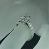 2020 럭셔리 공주 컷 0.6ct 실험실 다이아몬드 반지 Real 925 스털링 실버 약혼 결혼식 밴드 링 여성용 신부 보석