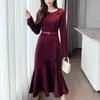 Black Wine Red O Neck Long Sleeve Solid Sash Autumn Midi Dress Elegant Mermaid Trumpet Ruffle D3002 210514