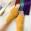 Winter Herfst Vrouwen Mannen Warme Vingerloze Gebreide Wol Handschoenen Effen Kleur Stretch Mittens Blootgestelde vinger Short Cashmere Handschoenen