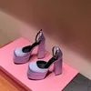 2022 Vår- och hösthow Kvinnors högklackade sandaler Vattentät plattform Multi-Color Rhinestone Silk Matching