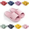 Tofflor Slides skor Män Kvinnor Sandal Plattform Sneaker Mens Kvinnor Röd Svart Vit Gul Slide Sandaler Trainer Utomhus Inomhus Slipper Storlek 36-45