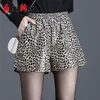 Leopard Print High Waist Läder Shorts Kvinnors Höst och Vinter Loose Wide Leg Pu Byxor Stor Storlek Elastisk 210428