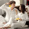 Coloration solide Soie Soie Satin Pajamas Couple Couple Ensemble long Bouton Bouton Pajamas costume Pijama Femmes Men Loungewear Plus Taille PJ Set