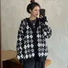 ニット特大カーディガン女性春秋長袖女性韓国の格子縞のセーターコートニット210421