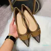 Chaussures habillées Designer luxe plat bout pointu chaussures simples chaussures décontractées pour femmes 2021 été femmes chaussures en cuir bouche peu profonde basse h