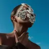 Gioielli di moda per la decorazione di danza con maschera di cristallo squisito tipo di fiore fatto a mano da donna di Halloween