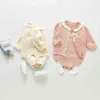 Gebreide kleding meisje gebreide romper baby baby jumpsuit mooie mode prinses lange mouw jas + romper pak 2 stks 210417