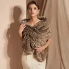 Okładki Kurtki Kobiety Faux Fur Capes Szampan Ślub Bolero Stole Szal Szal Bridal Kurtka Formalna Partia Wzruszająca Cape de Mariage