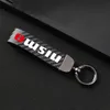 Keychains Carbon Fiber Leather Keychain 360 Degree Rotating Horseshoe Key Rings For Nissan Nismo Tiida Teana Skyline XTrail Qashq8293d