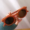 Lunettes de soleil 7Color Mignon Enfants Famille Adulte Femmes 2021 Matériaux de designer Matte Gafas de Sol Décoratif rond lentille UV400