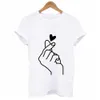 New Finger Heart T-shirt Kobiety Topy Koreański Urzzang Trójniki Graficzne Kobiety Moda Duży Rozmiar Damskie Koszulki TASIC CAMISETAS MUJER X0628