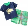 Yellow Dino Boy Ubrania Set Roar Dzieci T-Shirt Plaid Pant Suit Strój dziecięcy 100% Bawełna Topy Majtki 2 3 4 5 6 7 Rok Odzież 210413