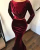 2021 Elegant Velvet Evening Dresses Bateau Mermaid Långärmade Burgundy Prom-kappor med pärlor Sash Runway Dress Evening Gowns