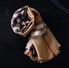 Berets Winter Cashmere 2021 Luksusowy szalik dla kobiet projektanci marki ciepła moda naśladująca wełna długa szal w