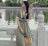 Старинные французские женщины плед платья сладкие кружева лоскутное квадратное воротник слоеного рукава повседневная стройное MIDI платье Femme Vestidos 210519