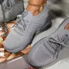 Vrouwen Rode Sneakers Vrouwelijke Witte Casual Schoenen Comfortabele Mesh Lace-Up Dames Sportschoenen Wiggen Chunky vrouwen gevulkaniseerd Schoenen H0902