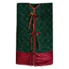 Sorrento 36"/42"/48"Falda decorativa con bordado de diamantes de terciopelo verde con borde árbol de Navidad 211019