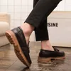 Mann Leder Kleid Schuhe mode Luxus Casual Schuhe Slip auf quaste Loafer Männer Mokassins Männlich Fahren Boot party Schuhe männer