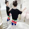 Ubrania dla dzieci Rainbow Mieszać Odzież Dla Dziewczyn Letter Tshirt + Krótkie zestawy Letnie Kid 6 8 10 12 14 210527