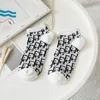 5Color Korean Vintage Designer Letters Brodery Print Decorations Unisex Cotton Socks Winter Women Casual Sports Breatble Knit Stocking
