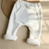 Pantalones sueltos para bebé de otoño e invierno, más pantalones gruesos de terciopelo cálidos, mallas para niños pequeños 210515