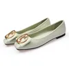 Classic Shallow Square Toe Flats Casual Shoes Dam Metallbokstäver Slip comfort Black For Lady platta skor 823