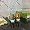 Scarpe eleganti da uomo di alta qualità Tennis Suola in gomma Striscia verde rossa Tela colorata Marca Tempo libero Casual Sneaker bianca Donna Scatola originale 35-46