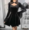 hoge taille zwarte jurk