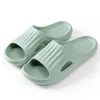 Style33 Sommar tofflor Slides skor Män Kvinnor Sandal Plattform Sneaker Mens Kvinnor Röd Svart Vit Gul Slide Sandaler Trainer Utomhus Inomhus Slipper