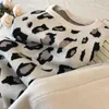 Frauen Zweiteilige Hosen Leopard Gestrickte Frauen Pullover Kostüm Herbst Winter Pullover 2 Stück Set Trainingsanzüge Koreanische Sport Anzüge