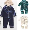 Vår Höstkläder Satser Toddler Baby Boys Girls Långärmad Solida Toppar + Byxor Pyjamas Sleepwear Outfits Set 2 st Kläder