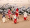 Julgran Pendant Mini Doll Figurinredningar Skidåkning Trä leksak Dolls Xmas Dekoration