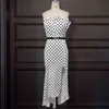 ハイストリートファッション夏デザイナー滑走路ドレス女性のストラップレス非対称の水玉スリット210521